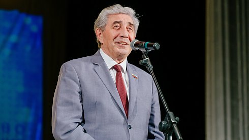 7 мая – День радио, праздник работников всех отраслей связи